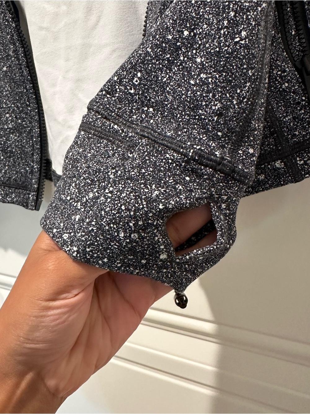 Lululemon Speckled Black Full‑Zip Define Jacket - Picture 6 of 10